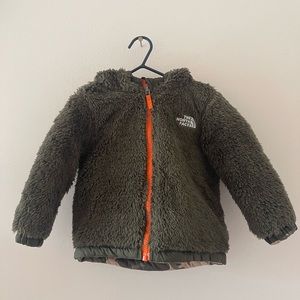 North Face Toddler Boys winter jacket. 12-18mo. NWOT